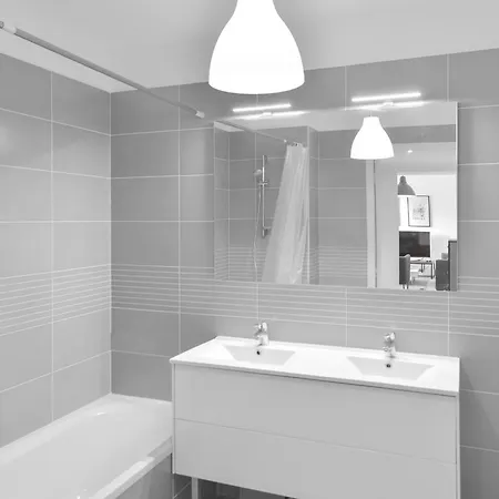 Modern With Swimming Pool קאן