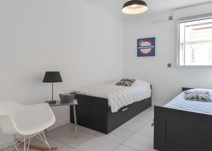 Modern With Swimming Pool Daire *